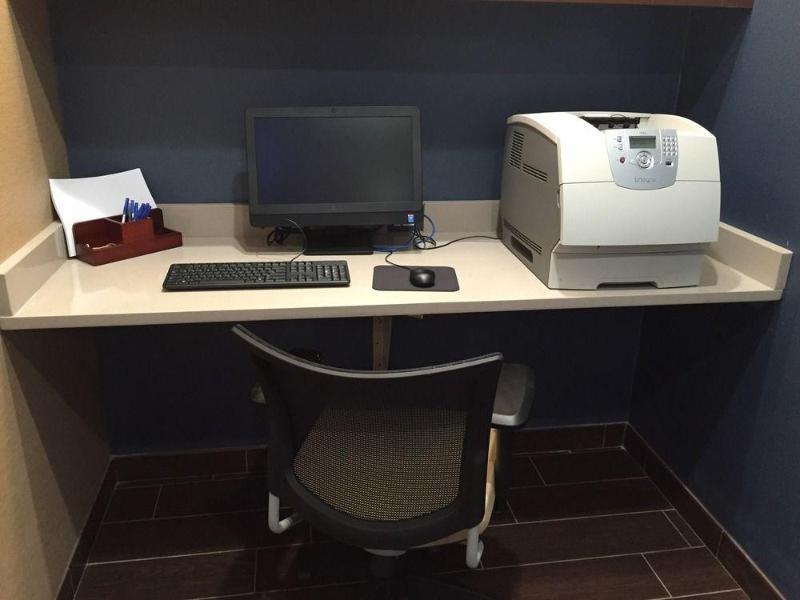 Comfort Inn & Suites Pittsburgh Gibsonia Εξωτερικό φωτογραφία